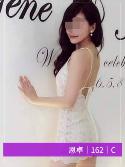 ⤀美模雜誌封面♥